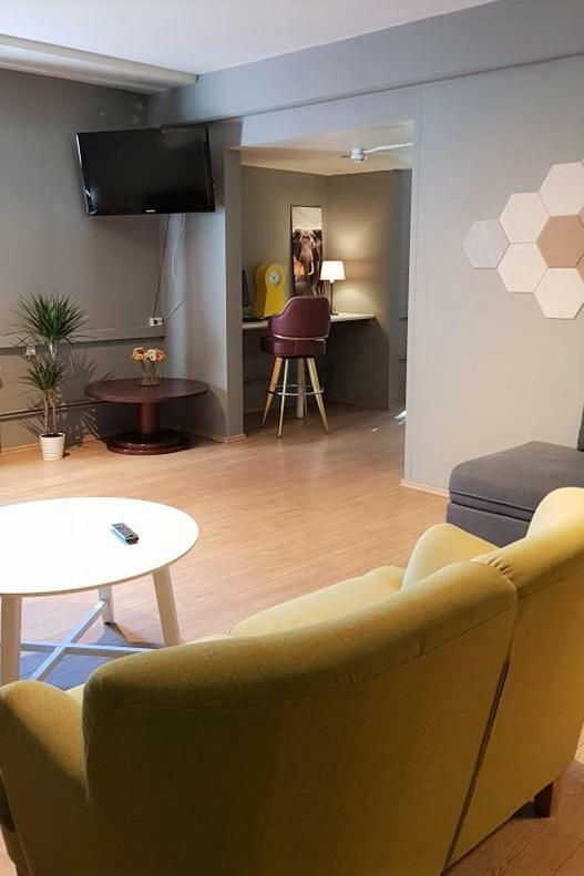 Hotel Asbru By Reykjavik Keflavik Airport מראה חיצוני תמונה