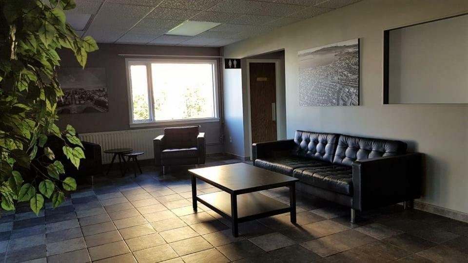 Hotel Asbru By Reykjavik Keflavik Airport מראה חיצוני תמונה