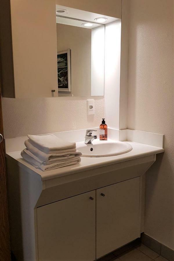 Hotel Asbru By Reykjavik Keflavik Airport מראה חיצוני תמונה