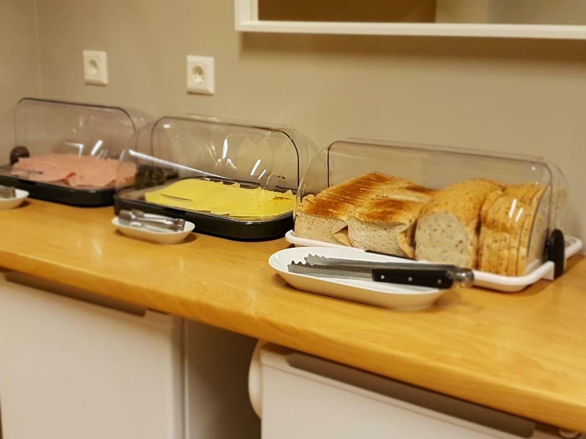 Hotel Asbru By Reykjavik Keflavik Airport מראה חיצוני תמונה